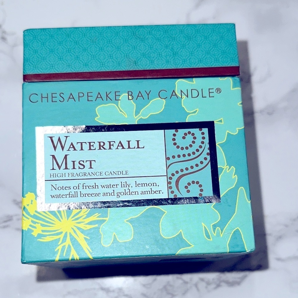 Chesapeake Bay Waterfall Mist Candle brand new in box